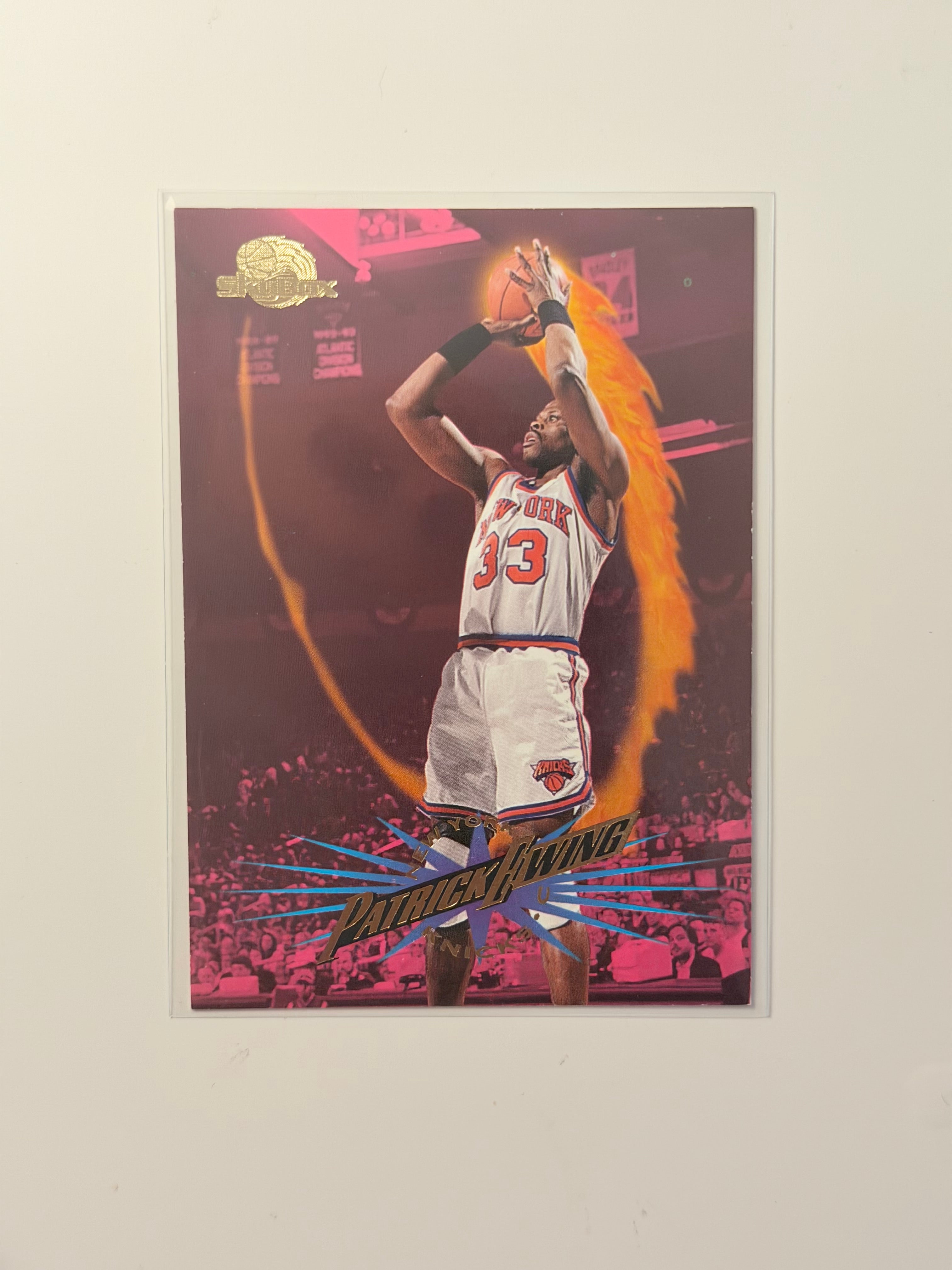 1995 Skybox Skybox — Slammin' Universe - Patrick Ewing - Hot Shot