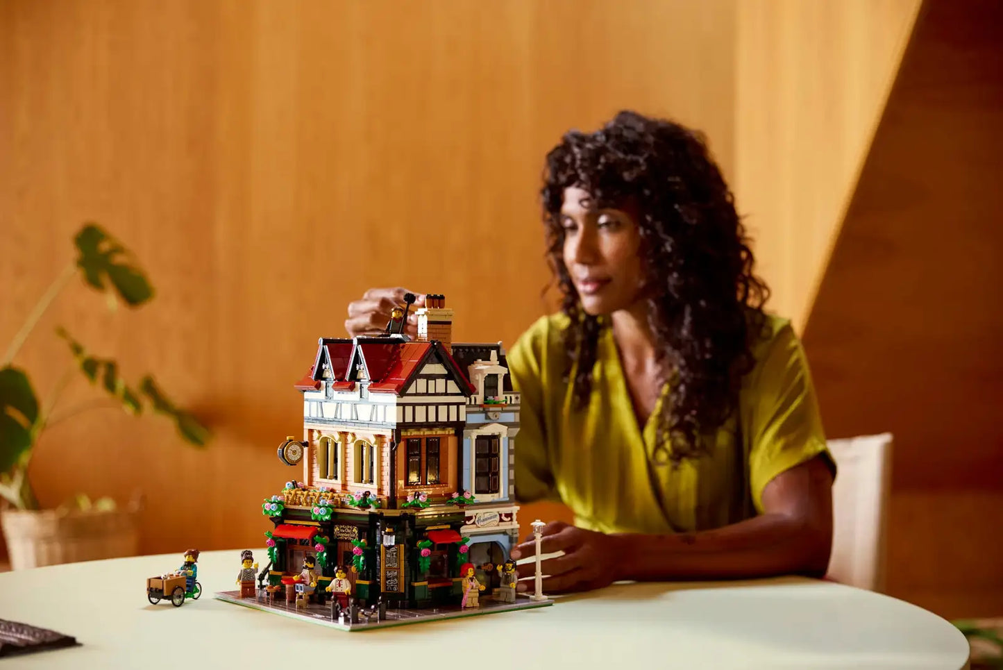 LEGO Icons - Tudor Corner - #10350 (Exclusives)