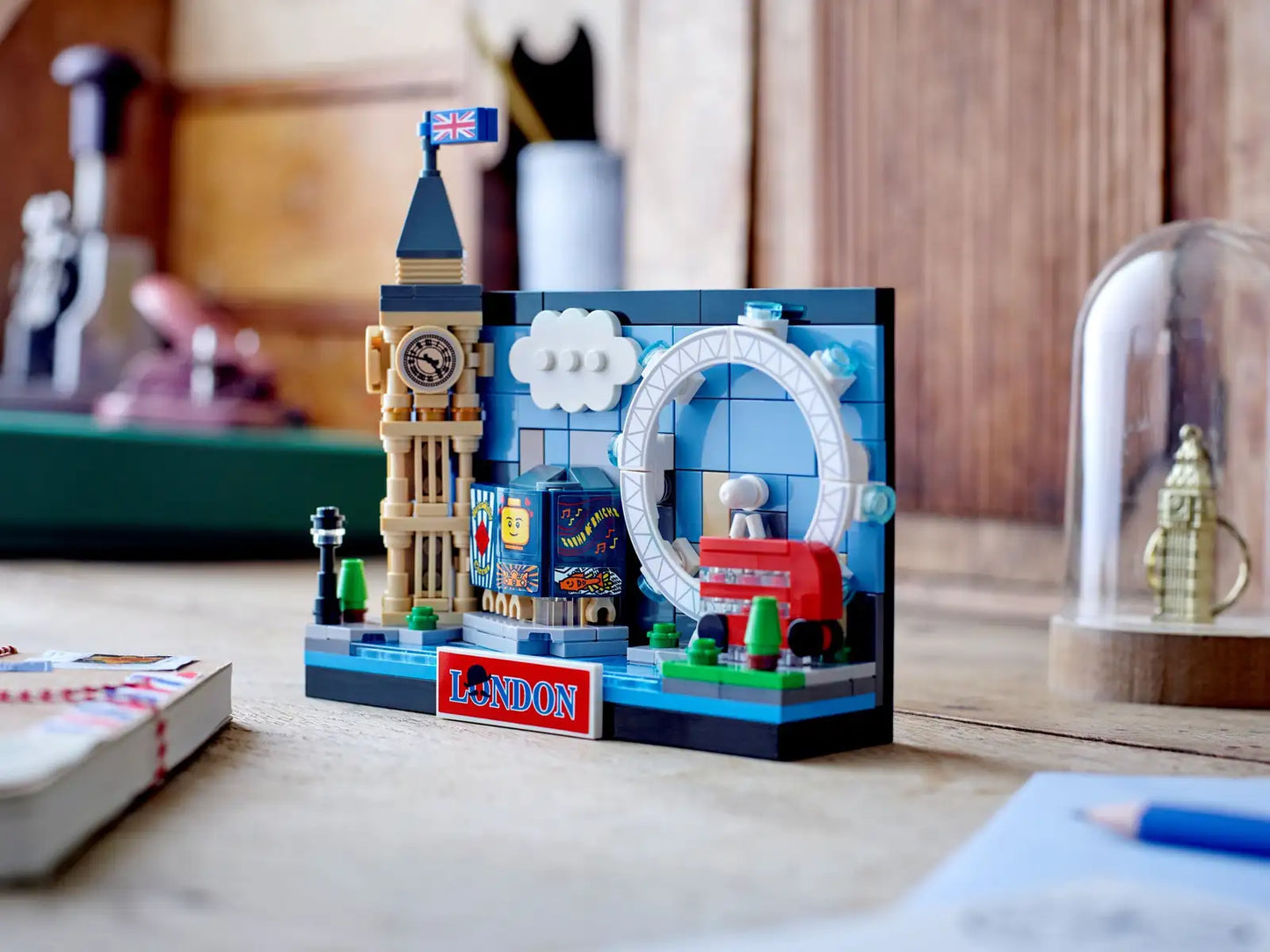 LEGO Creator - London Postcard - #40569