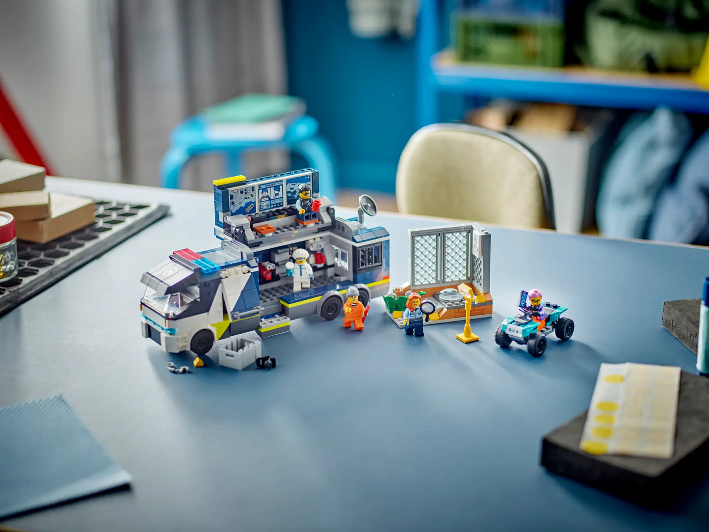 LEGO City - Police Mobile Crime Lab Truck - #60418