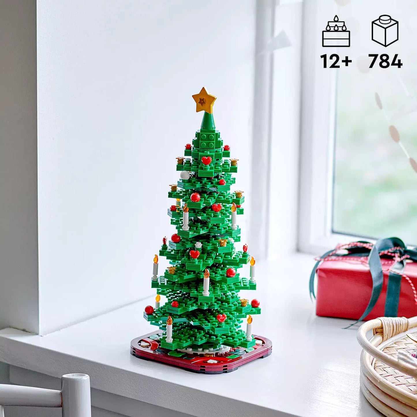 LEGO Creator - Christmas Tree 2-in-1  #40573 (RETIRED)