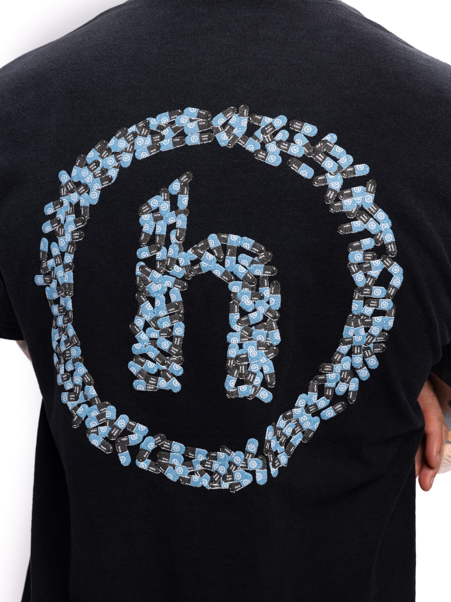 Hidden NY Scattered Pill Tee Washed Black