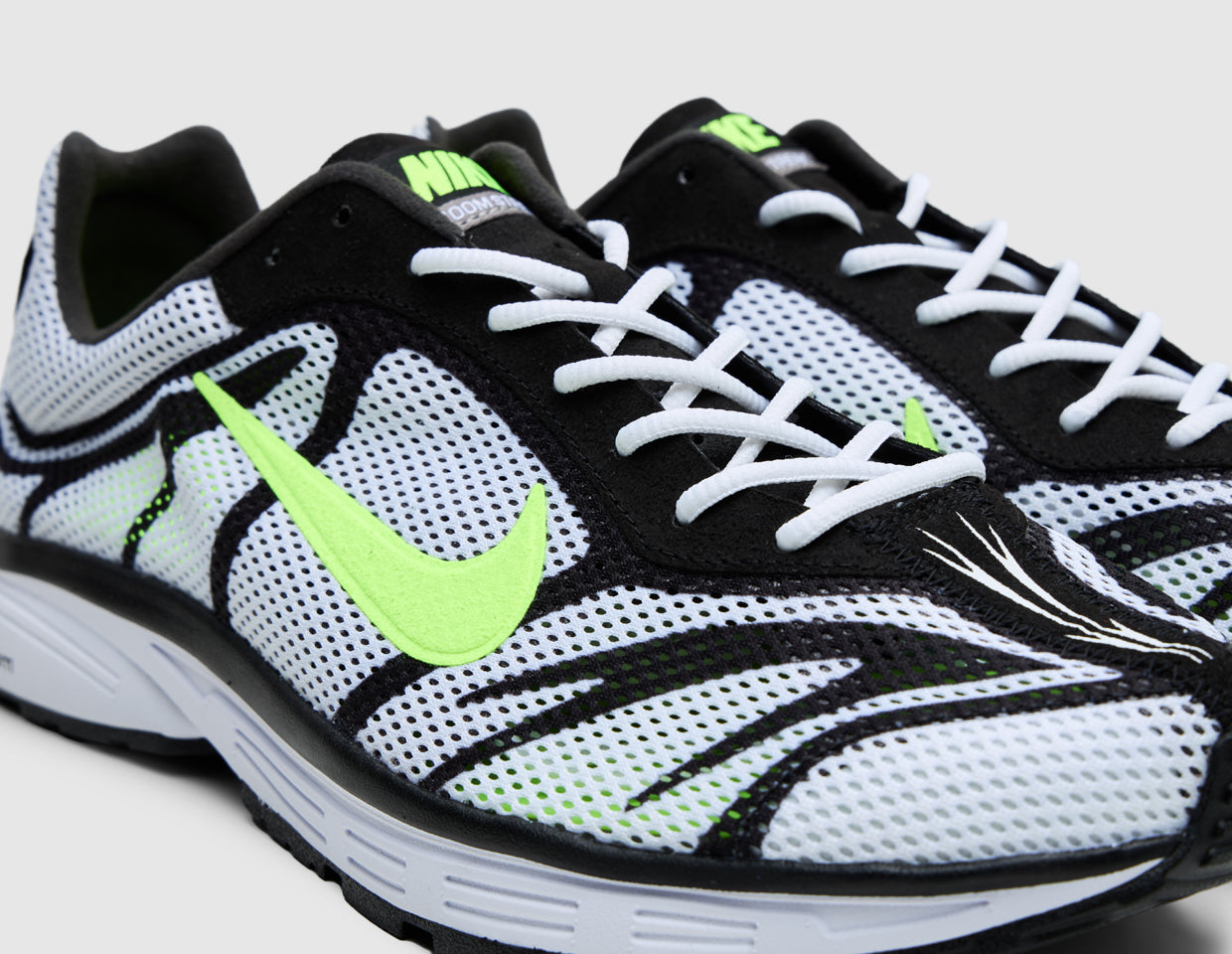 Nike Zoom Streak 3 White / Volt - Flat Pewter - IQ8012-100