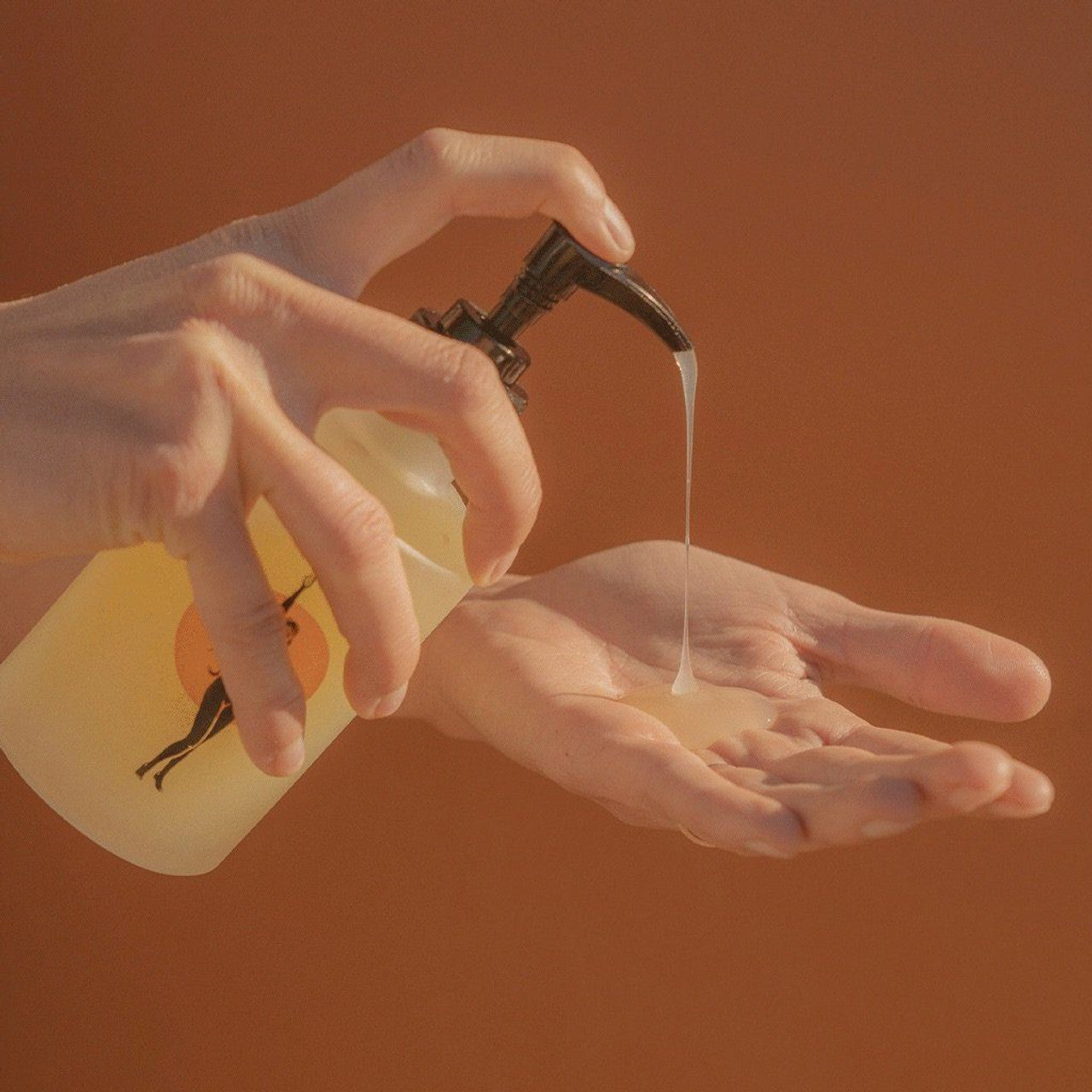 Wonder Valley: Facial Oil Cleanser