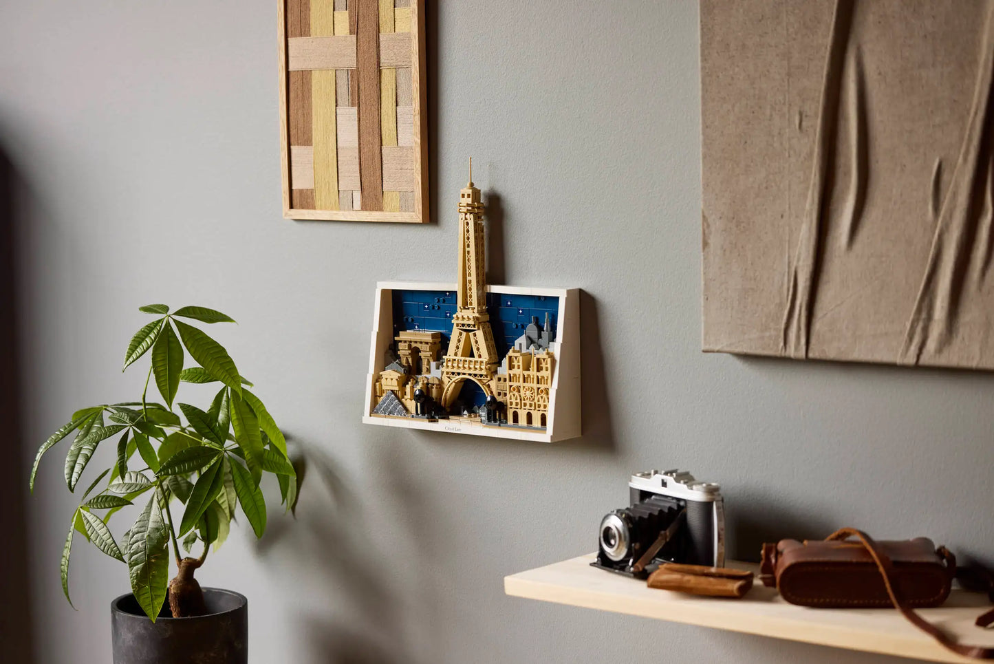 LEGO Architecture - Paris – City of Love #21064 (PRE-ORDER JANUARY 2026)