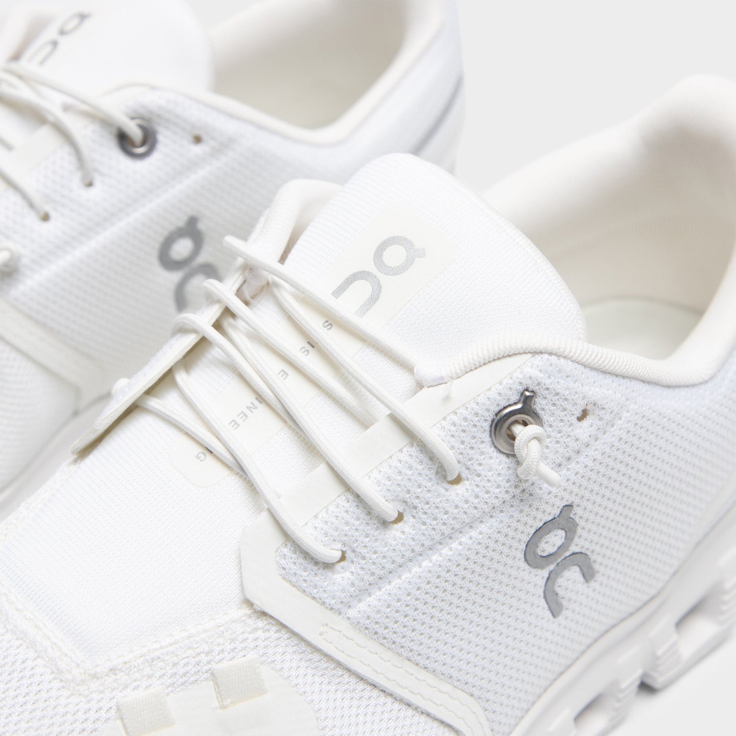 On Cloud 6 White / White - 3MF10071200