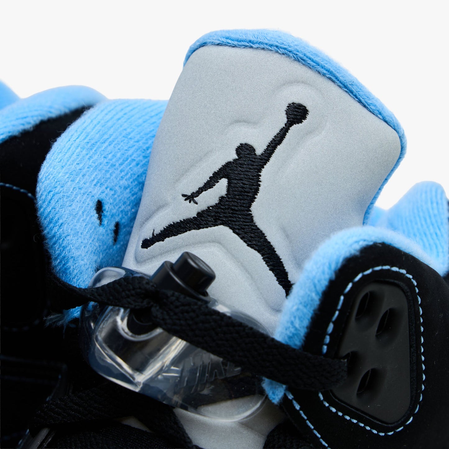 Air Jordan 5 Retro Black / University Blue - DD0587-008