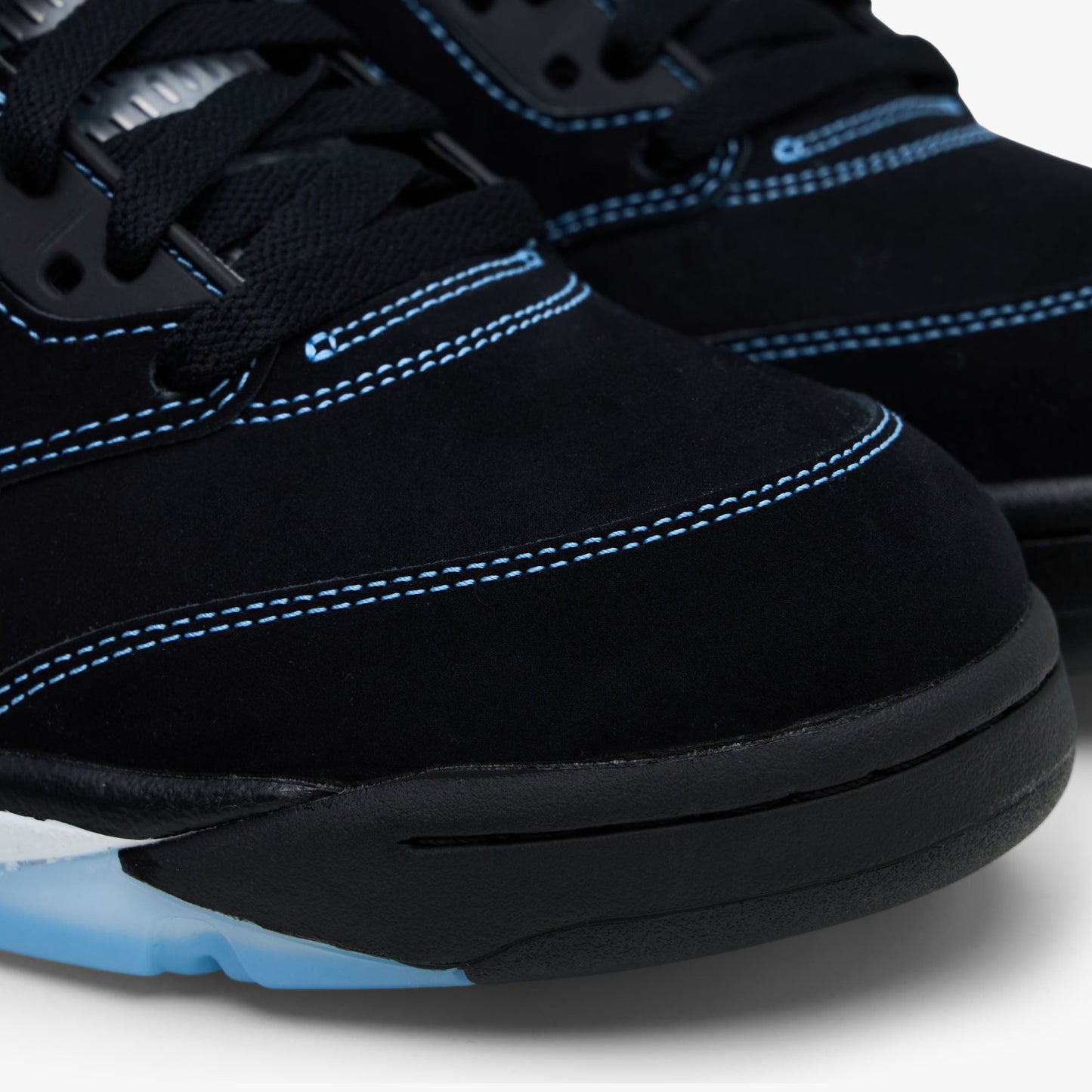 Air Jordan 5 Retro Black / University Blue - DD0587-008