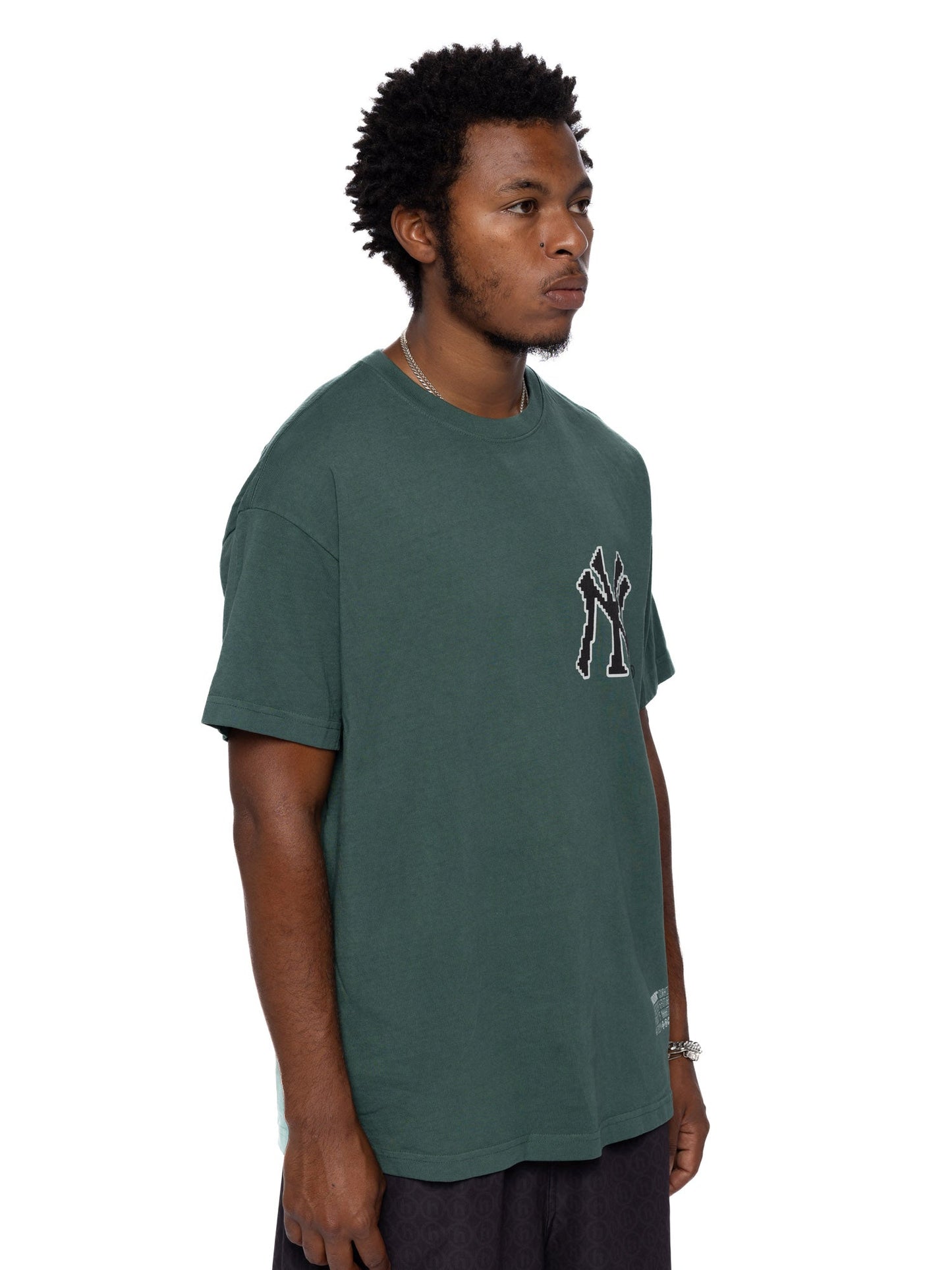 New York Yankees x Hidden NY Pixelated NY Tee Forest Green