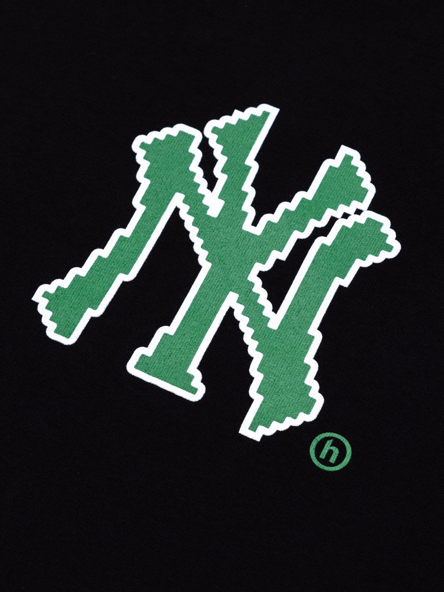 New York Yankees x Hidden NY Pixelated NY Tee Black