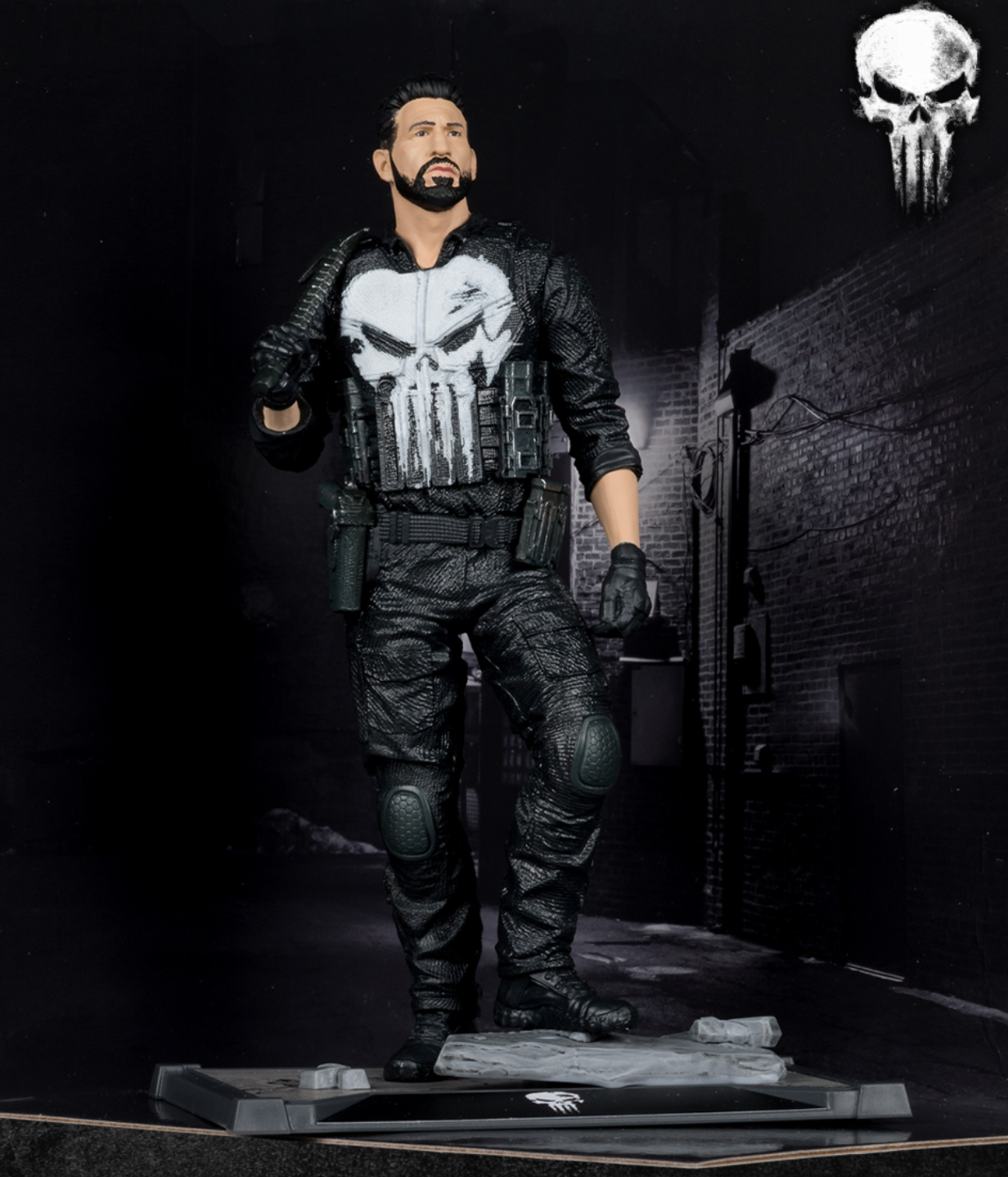 McFarlane - The Punisher - 1:10 Scale Posted Figure with Scene