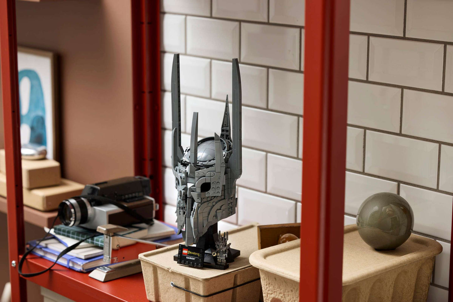 Lego Icons - Lord of the Rings Saurons Helmet #11373 - (PRE-ORDER MARCH 2026)