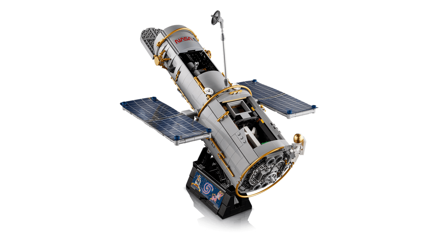 LEGO Icons - Hubble Telescope - #11382 (PRE-ORDER AUG 1, 2026)