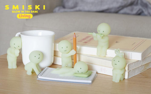 Smiski Living Series - Glow in the Dark Mystery Box