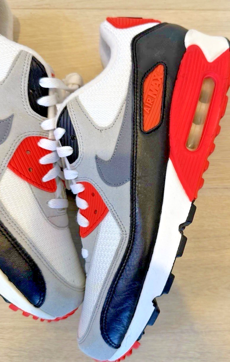 Nike Air Max 90 OG Infrared (2015) - 725233-106 - Gently Worn