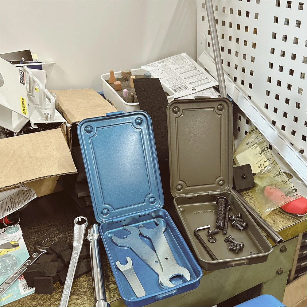 TOYO: Trunk Shape T-152 Toolbox - White